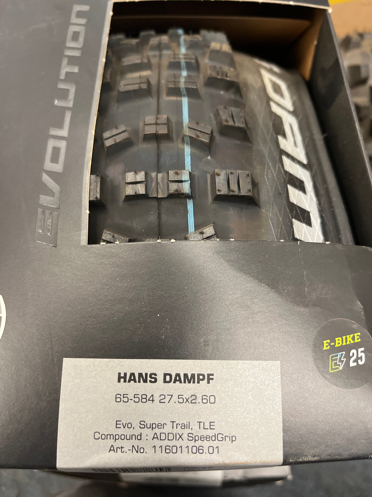 Schwalbe Hans Dampf 27.5” Tyre