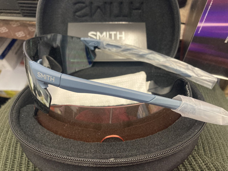 SMITH Optics REVERB Glasses. Matt Blue frame. Lens: Silver Mirror Chromapop